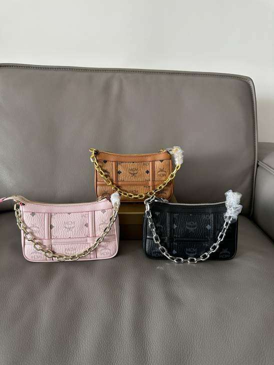 Picture of MCM Handbags _SKUfw242051212fw
